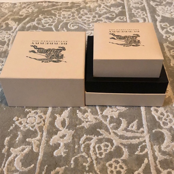 Burberry watch box - Picture 3 of 8